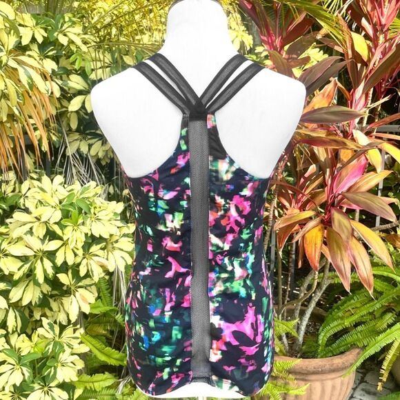 Fabletics Payton Tank  - Picture 6 of 10